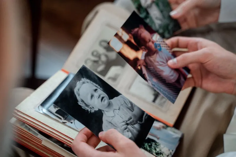 The Face You Could No Longer Picture: Memory, Loss, and the Photograph That Changed Everything